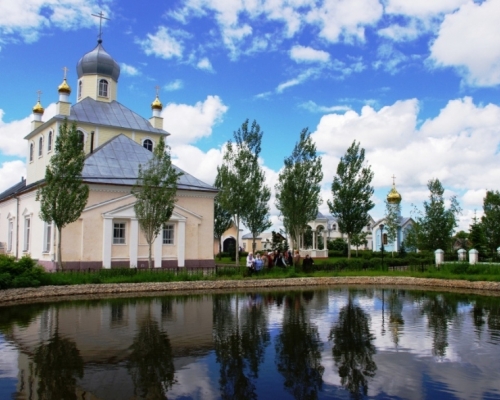 К каким святыням отправиться этим летом? Монастыри Западной Сибири